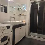 Sky דירה *
